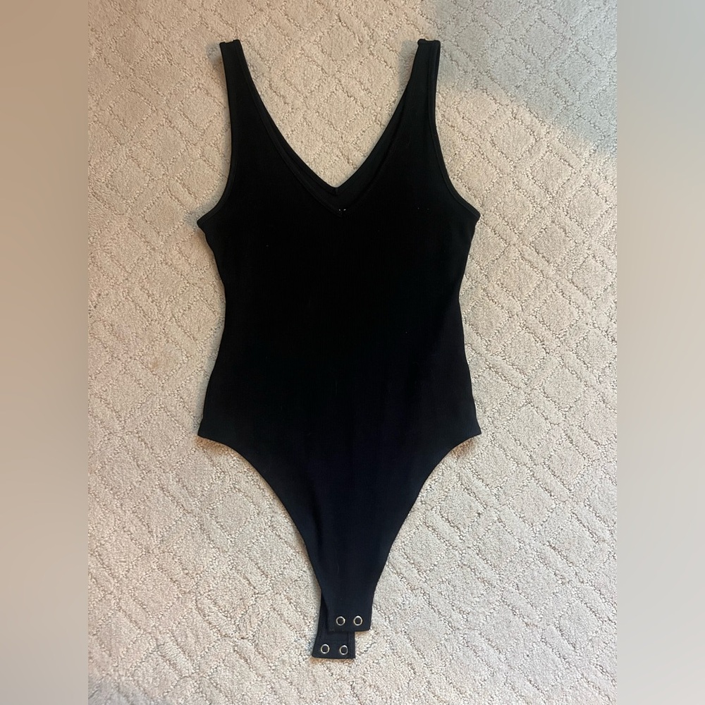 American Eagle Black Bodysuit. Size XS and NWOT!!